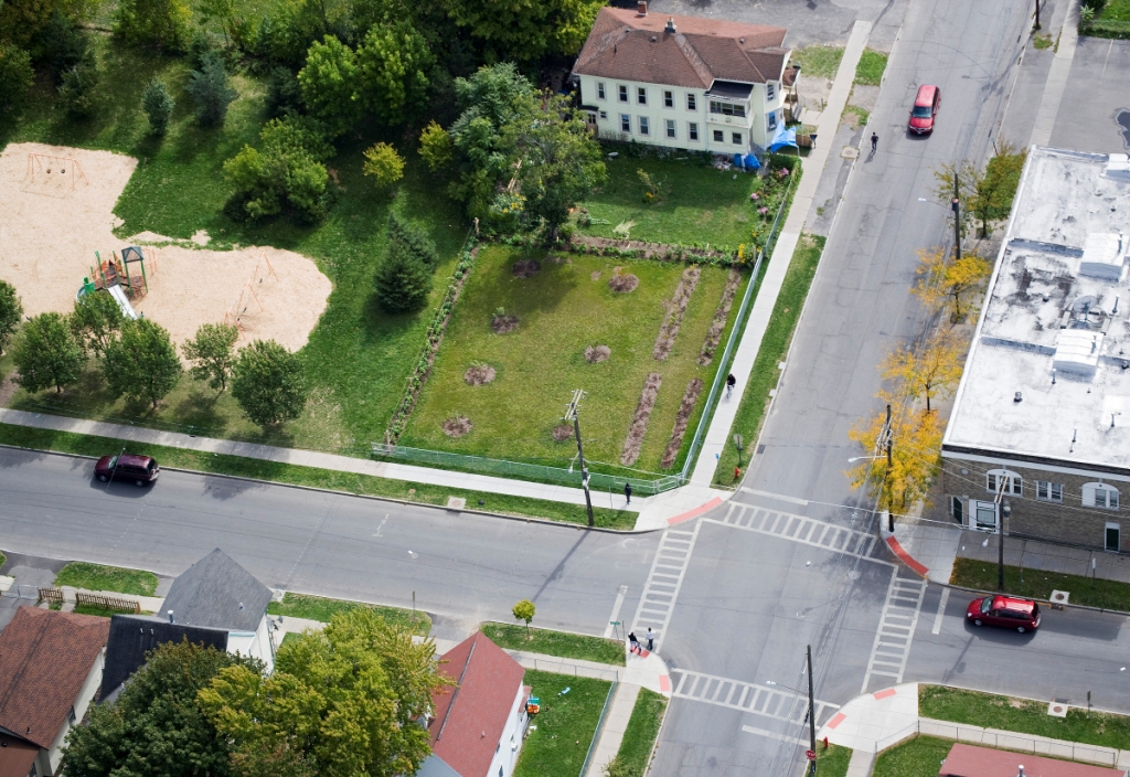 Vacant Lot Program - 701 Oswego St