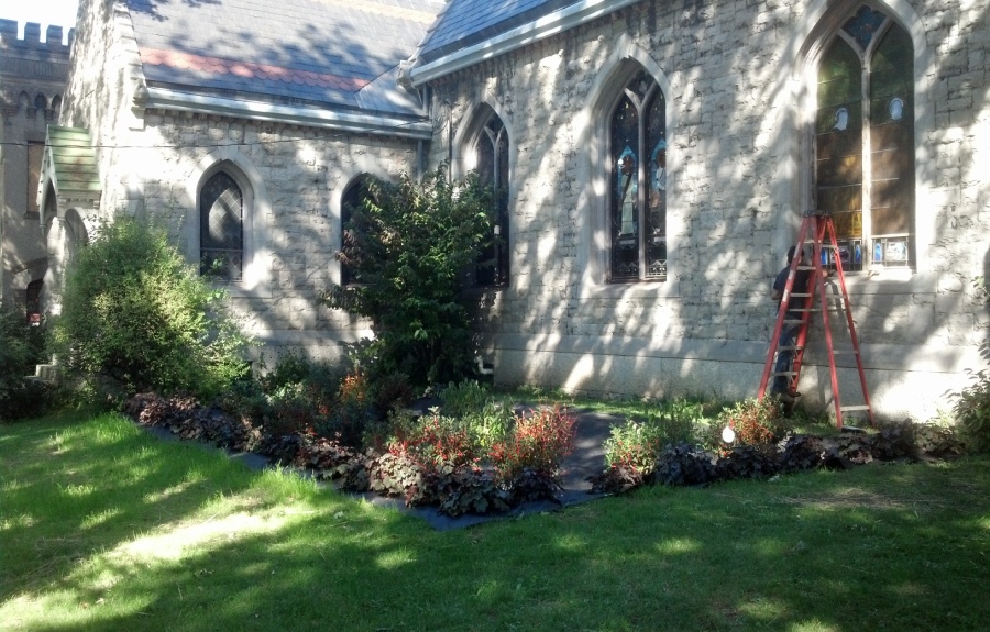 GIF - Grace Episcopal Church Rain Garden